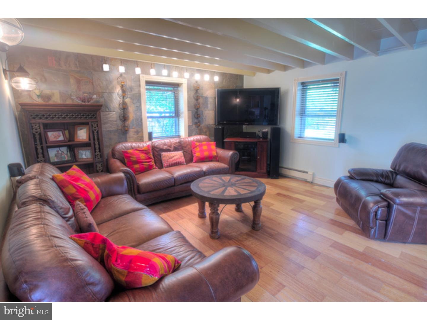 3650 Humpton Road Downingtown, PA 19335 - Photo 14 of 23 Living Room