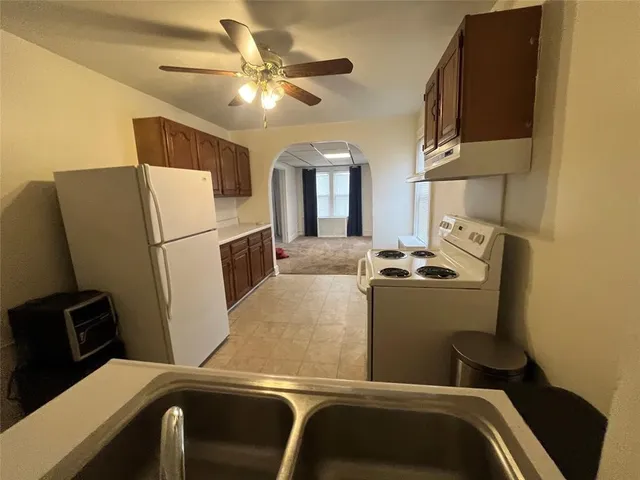 $975 | 3300 East Main Street, Unit 1, Endicott, NY 13760