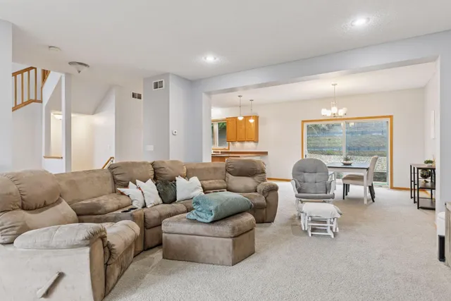 $319,900 | 303 Oak Street, Prescott, WI 54021