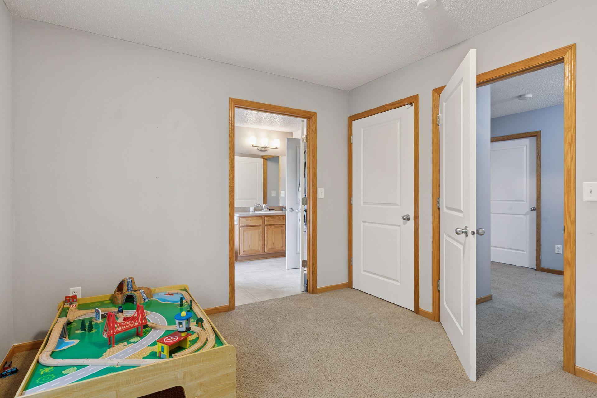 303 Oak Street Prescott, WI 54021 - Photo 24 of 33