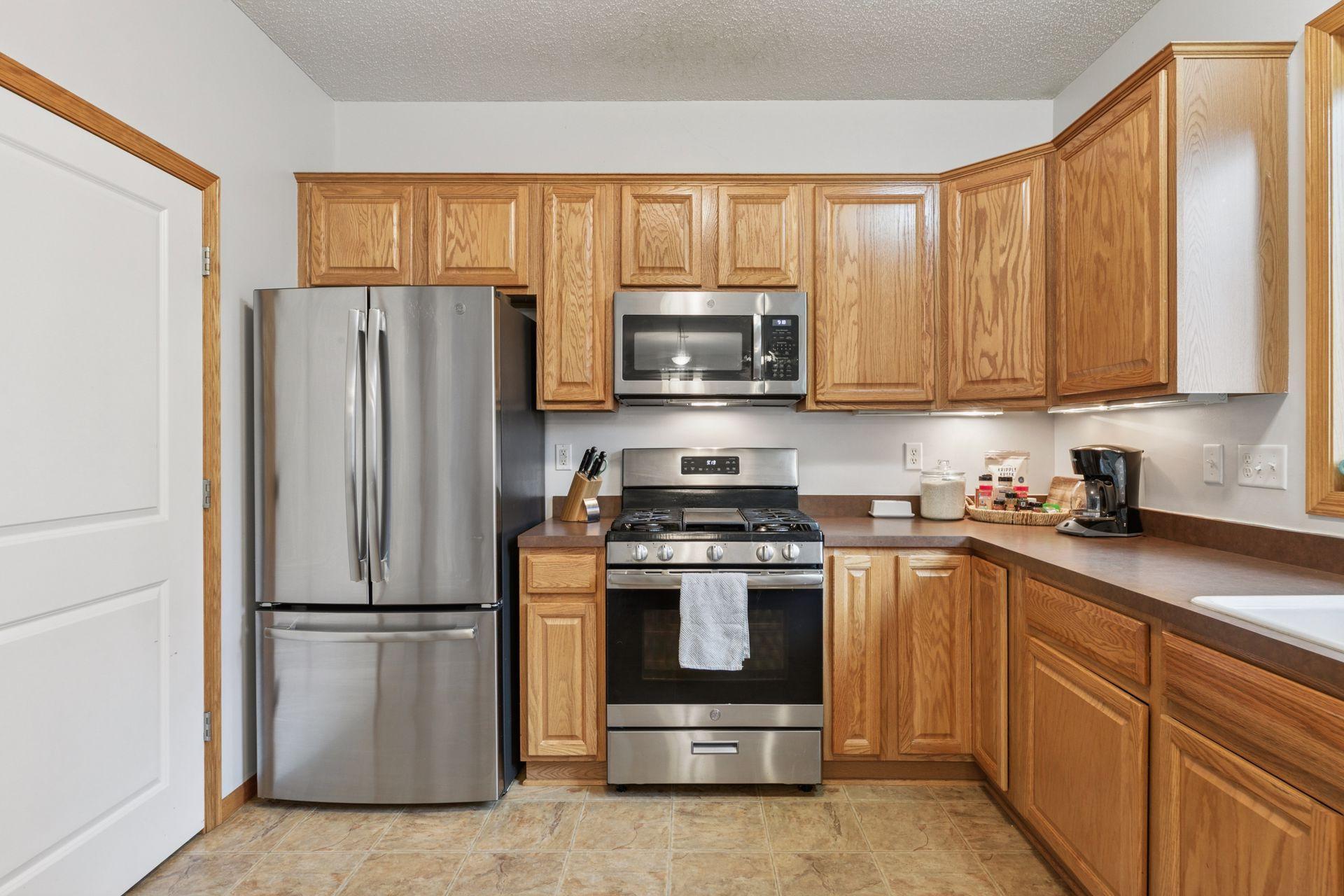 303 Oak Street Prescott, WI 54021 - Photo 4 of 33