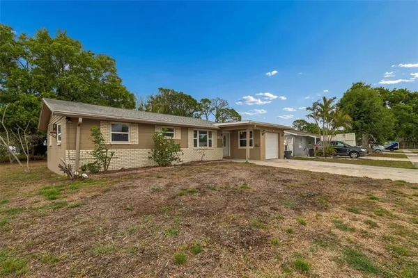 $250,000 | 5097 88th Avenue North, Pinellas Park, FL 33782