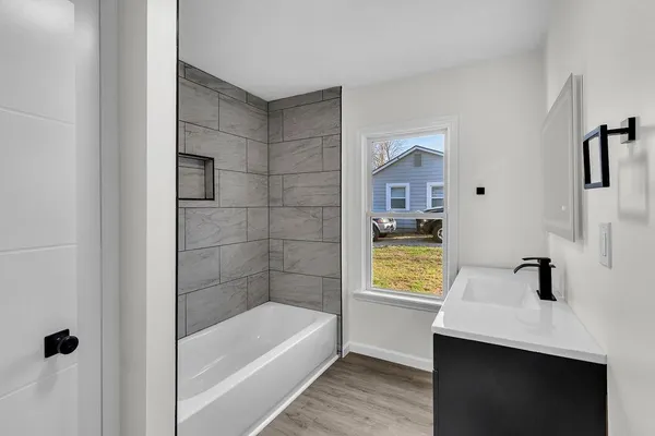 $250,000 | 5112 Rinker Road, Kansas City, MO 64129