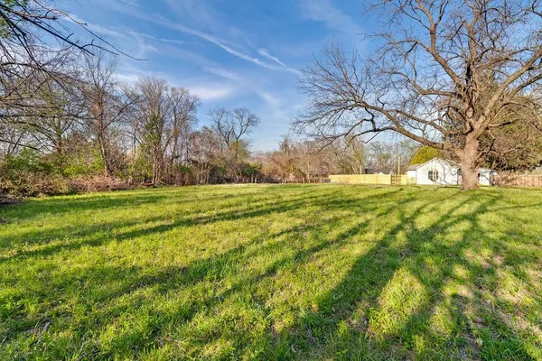 $250,000 | 5112 Rinker Road, Kansas City, MO 64129