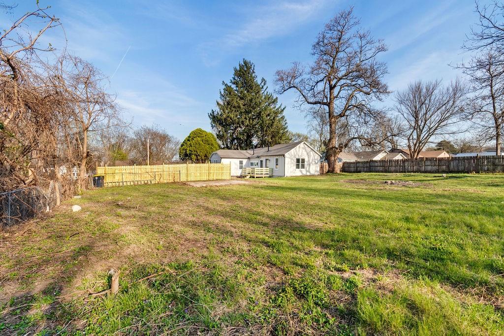 5112 Rinker Road Kansas City, MO 64129 - Photo 32 of 41