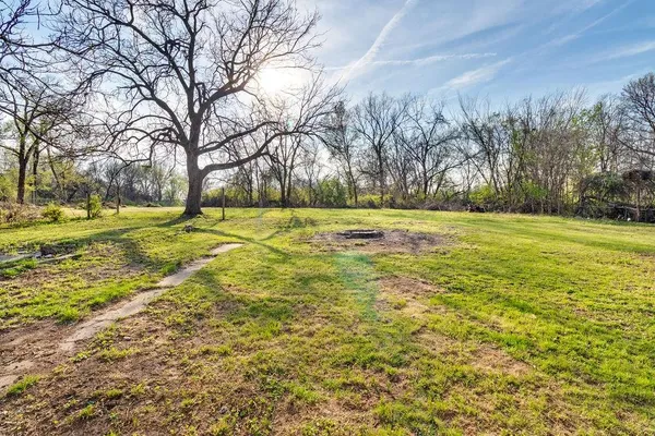 $250,000 | 5112 Rinker Road, Kansas City, MO 64129