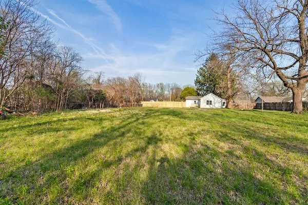 $250,000 | 5112 Rinker Road, Kansas City, MO 64129