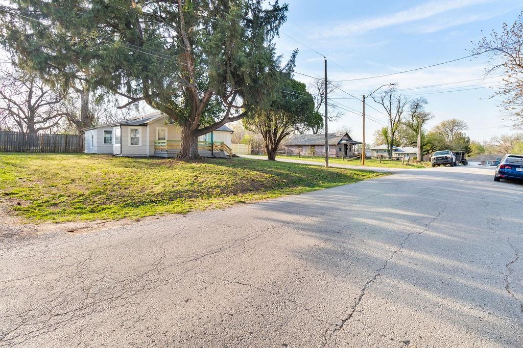 5112 Rinker Road Kansas City, MO 64129 - Photo 39 of 41