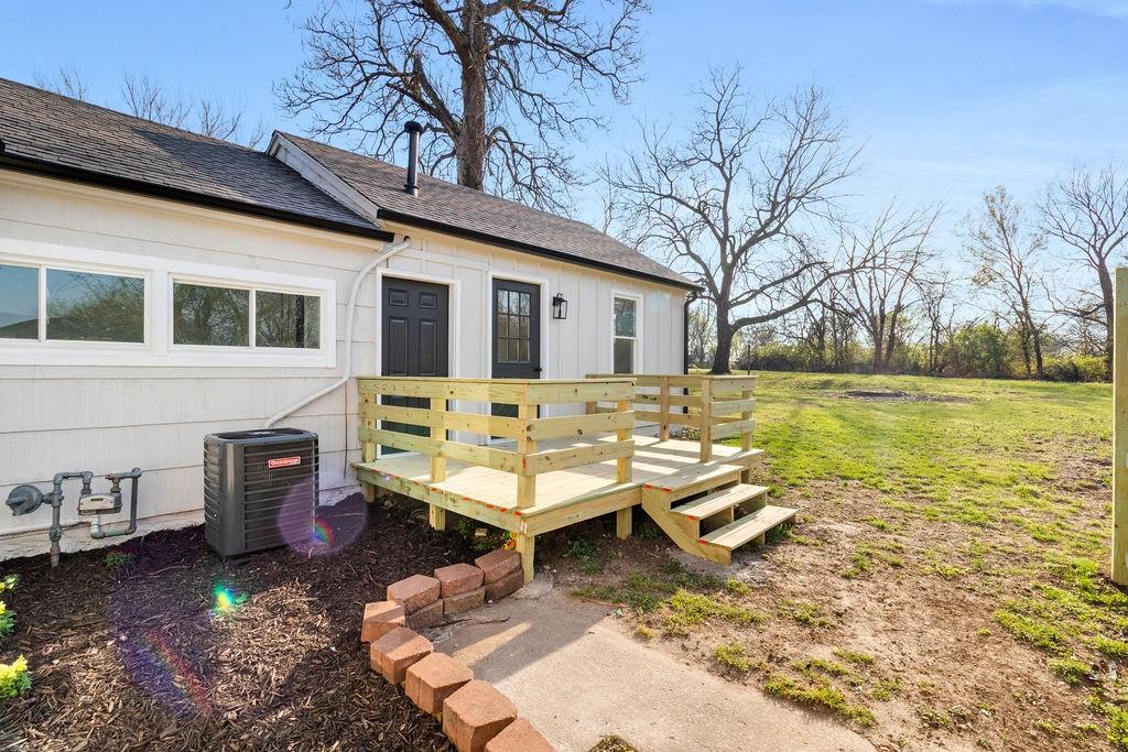 5112 Rinker Road Kansas City, MO 64129 - Photo 7 of 41