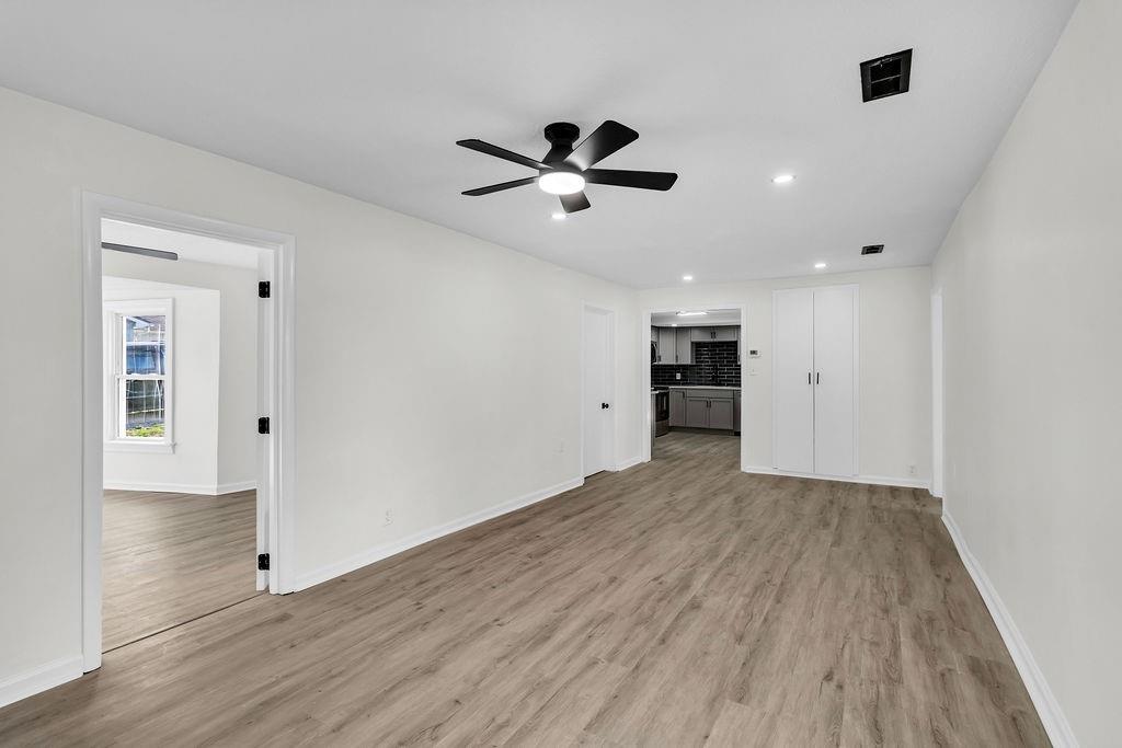 5112 Rinker Road Kansas City, MO 64129 - Photo 8 of 41