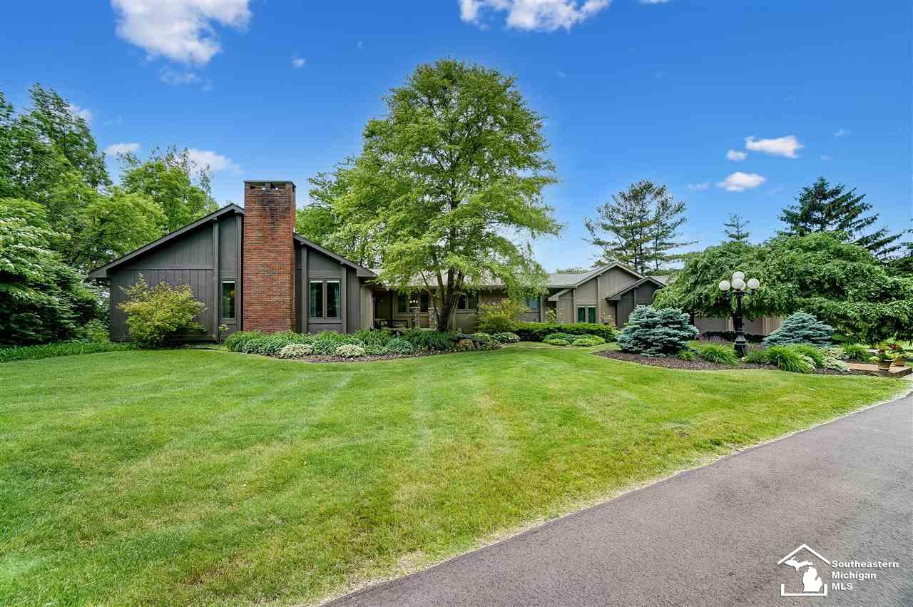 400 East Hurd Road Monroe, MI 48162 - Photo 5 of 99 50078211-4.JPG