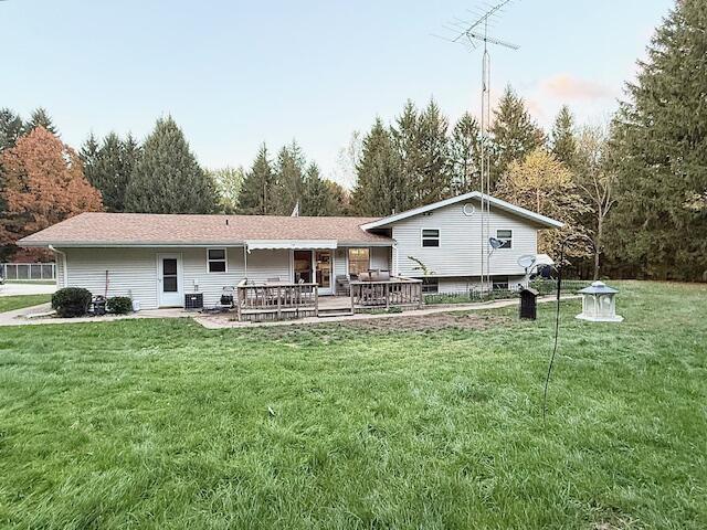 4327 Pier Road Benton Harbor, MI 49022 - Photo 1 of 35 IMG_3383