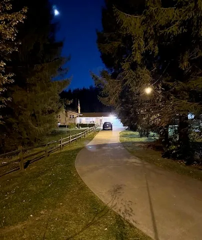 $450,000 | 4327 Pier Road, Benton Harbor, MI 49022