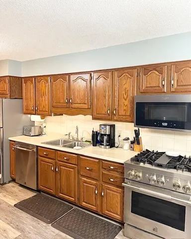 $450,000 | 4327 Pier Road, Benton Harbor, MI 49022