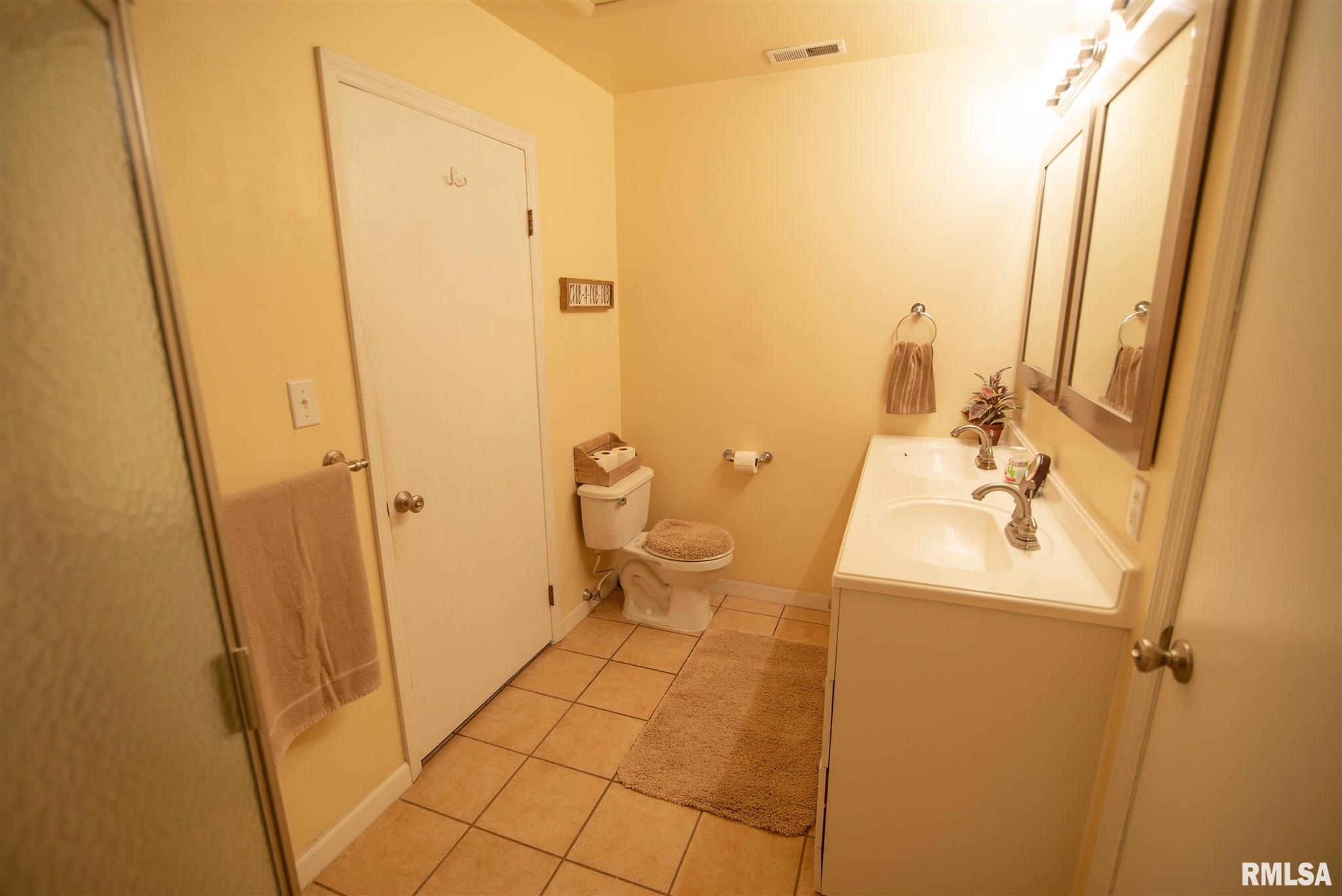 511 South Main Street Belle Rive, IL 62810 - Photo 14 of 21 Gallery Image 14