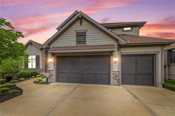 $995,000 | 8106 Millridge Street, Lenexa, KS 66220