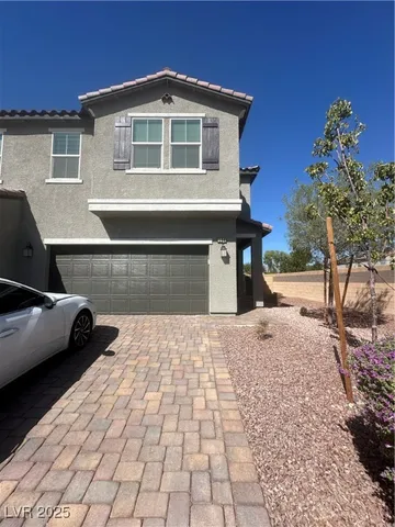 $2,700 | 104 Aurelia Avenue, North Las Vegas, NV 89084