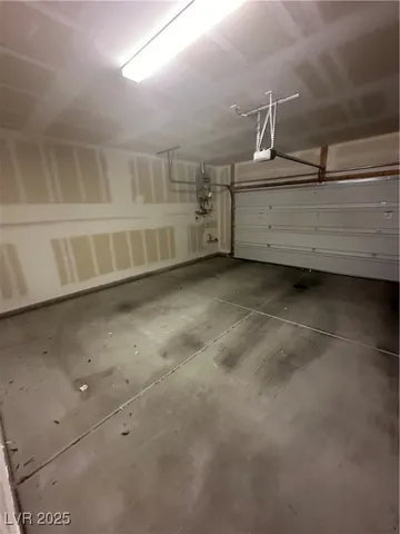 $2,700 | 104 Aurelia Avenue, North Las Vegas, NV 89084