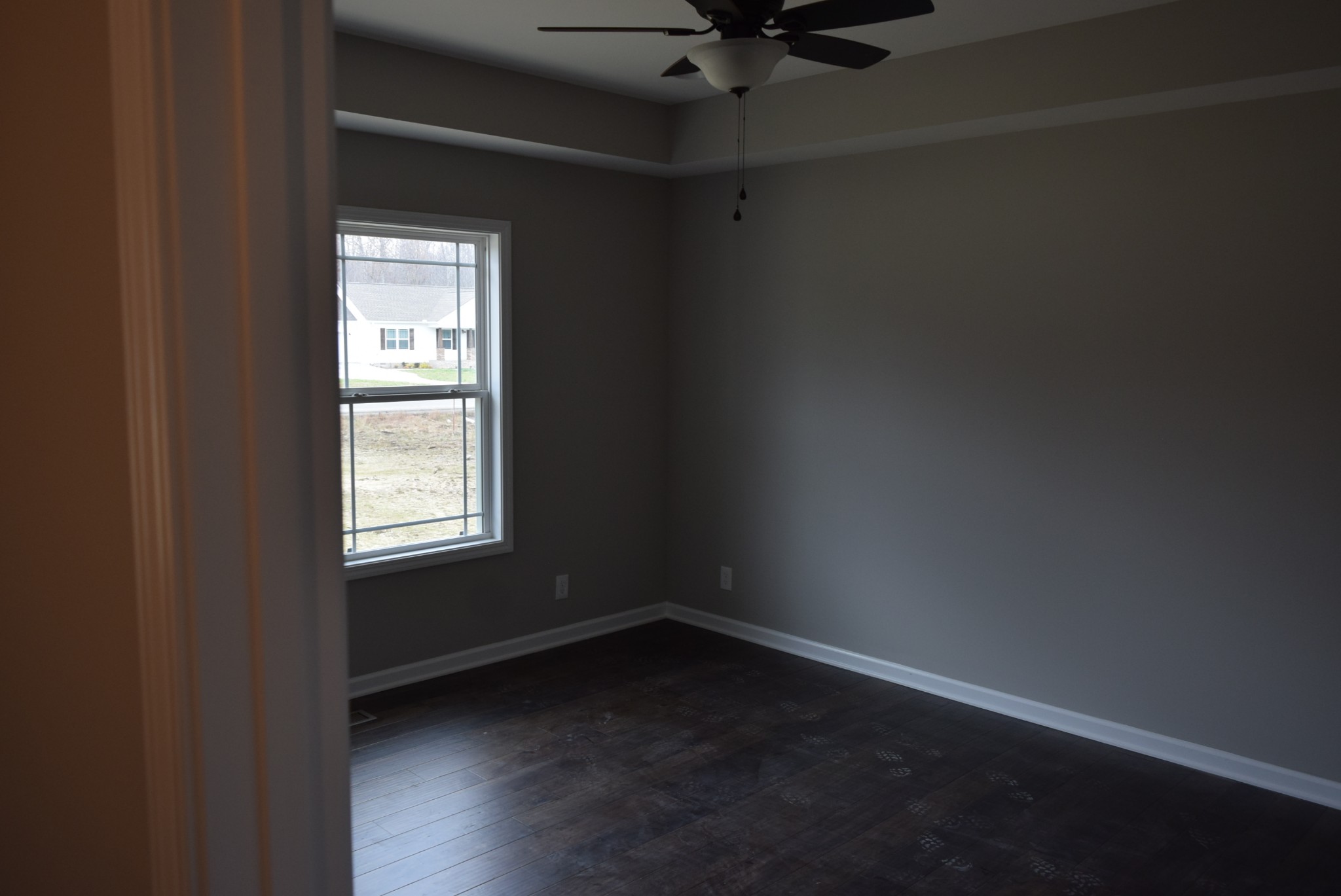 213 Ballard Road Manchester, TN 37355 - Photo 8 of 10 an empty room with a window
