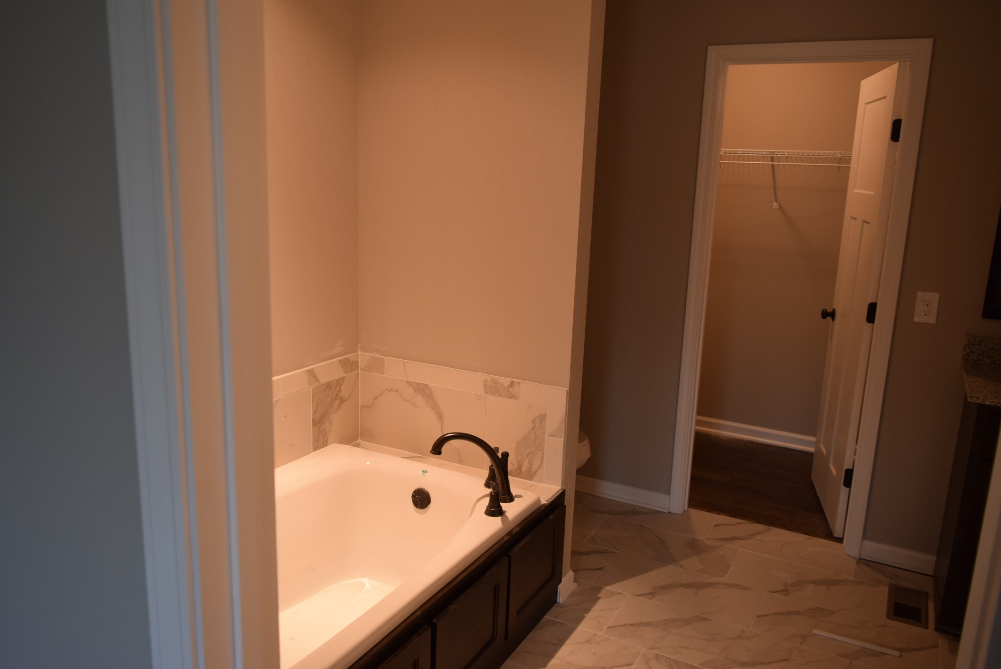 213 Ballard Road Manchester, TN 37355 - Photo 9 of 10 a bathroom with a tub and shower