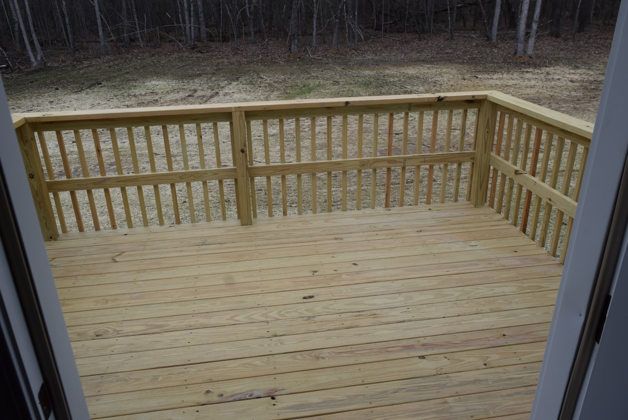 213 Ballard Road Manchester, TN 37355 - Photo 10 of 10 a view of wooden balcony