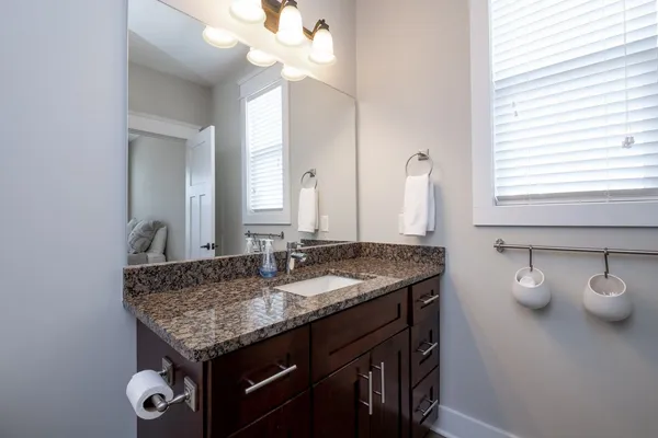 $3,550 | 1811 B 6th Avenue North, Nashville, TN 37208