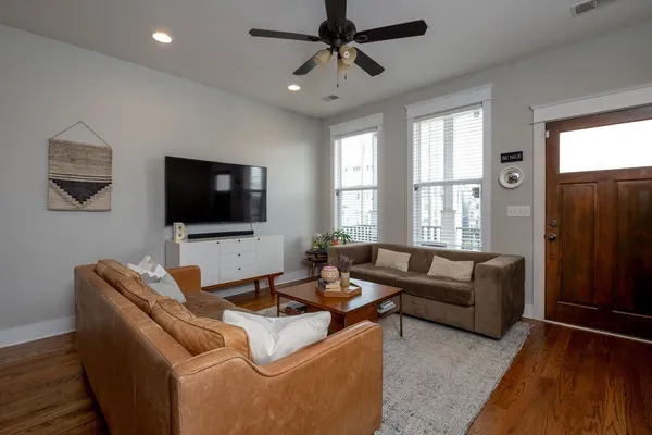 $3,550 | 1811 B 6th Avenue North, Nashville, TN 37208