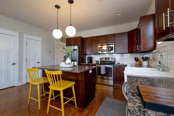 $3,550 | 1811 B 6th Avenue North, Nashville, TN 37208