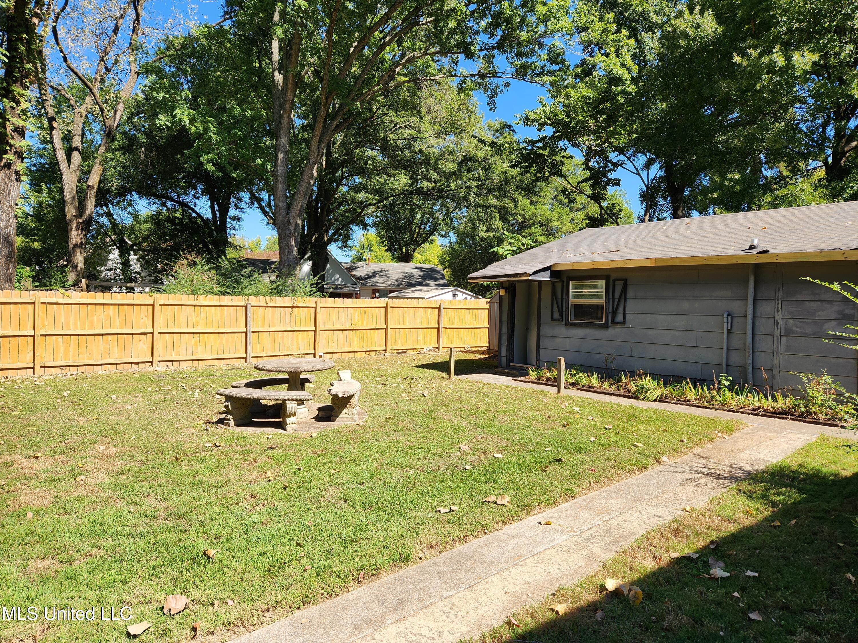 6980 River Birch Road Walls, MS 38680 - Photo 10 of 39 20220927_122415