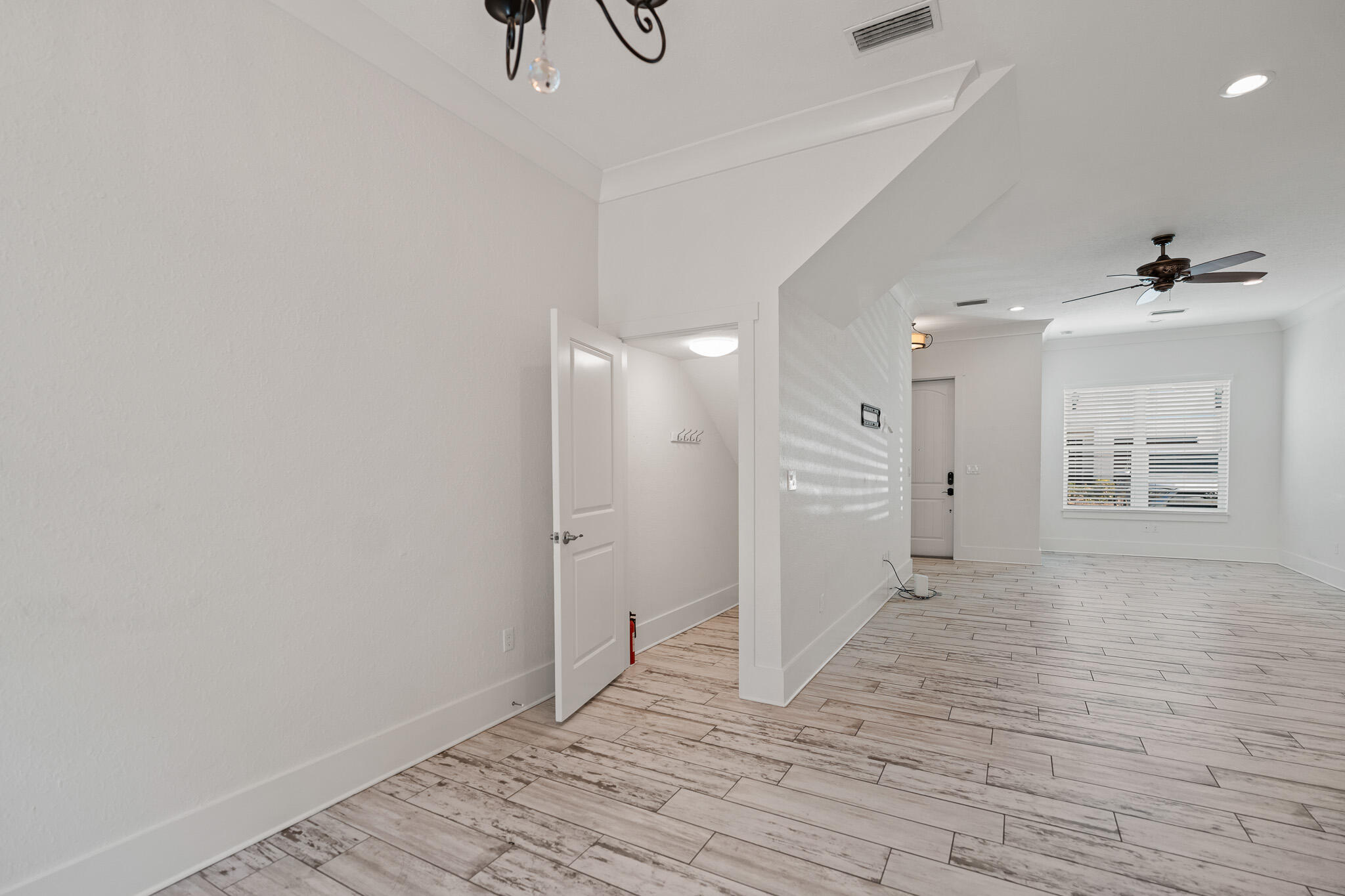 995 Airport Road, Unit 25 Destin, FL 32541 - Photo 20 of 54 995 Airport #25 MLS 27