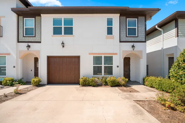 $425,000 | 995 Airport Road, Unit 25, Destin, FL 32541