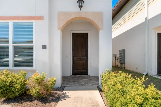 $425,000 | 995 Airport Road, Unit 25, Destin, FL 32541