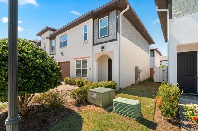 $425,000 | 995 Airport Road, Unit 25, Destin, FL 32541