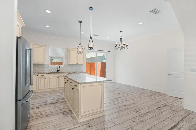 $425,000 | 995 Airport Road, Unit 25, Destin, FL 32541