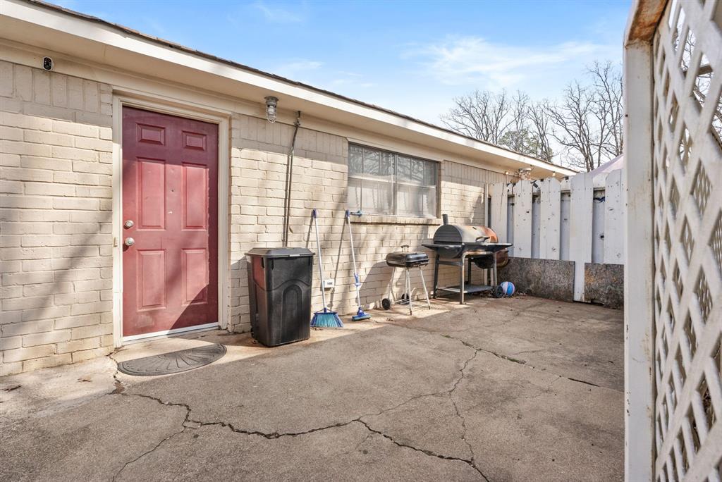 2103 Easy Street Tyler, TX 75703 - Photo 19 of 32 a view of a chairs in front of a house