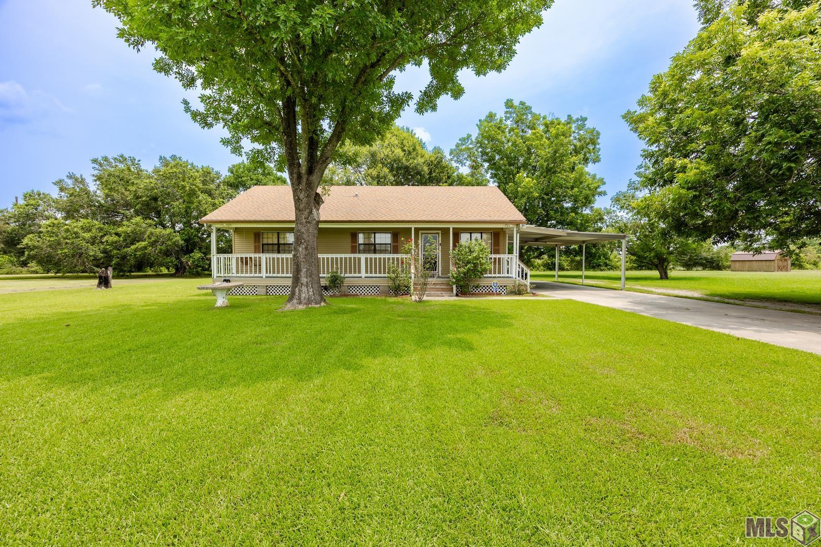 8274 Section Road Port Allen, LA 70767 - Photo 3 of 24