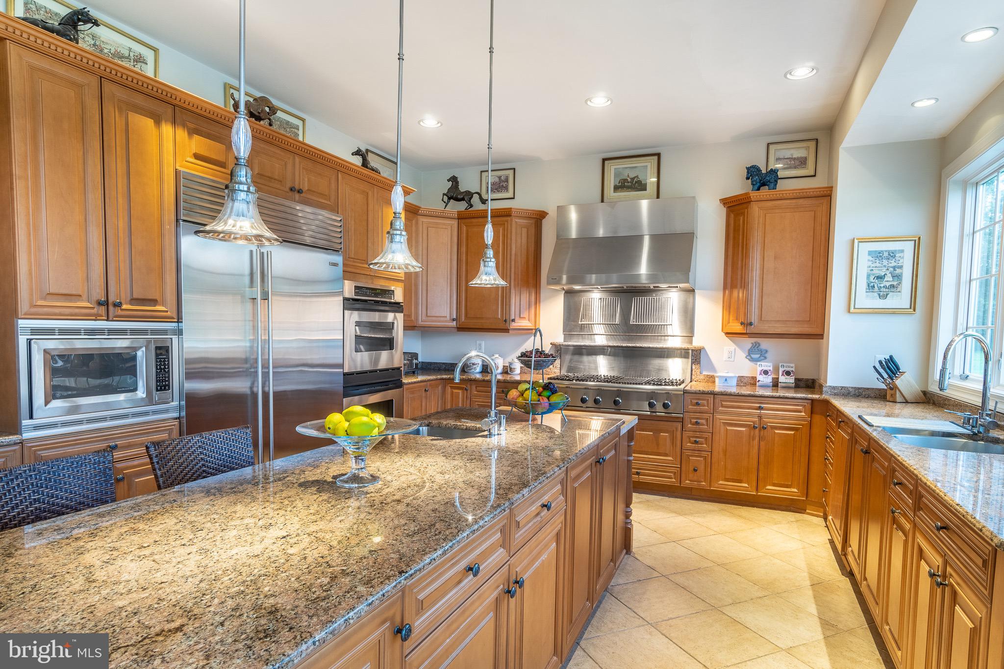 331 Brownbacks Church Road Spring City, PA 19475 - Photo 9 of 53 Kitchen with large island