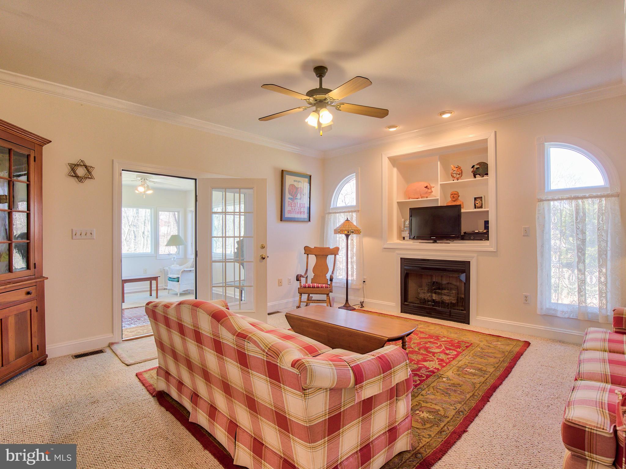2770 Kimble Road Berryville, VA 22611 - Photo 21 of 54 LIVING ROOM