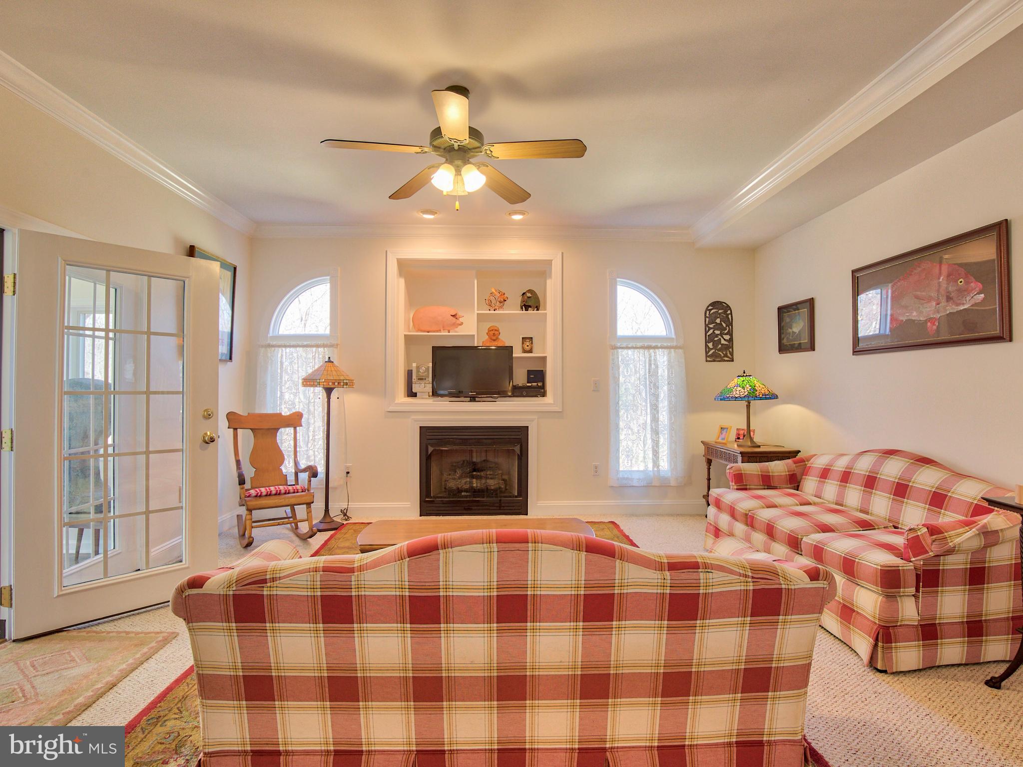 2770 Kimble Road Berryville, VA 22611 - Photo 22 of 54 LIVING ROOM