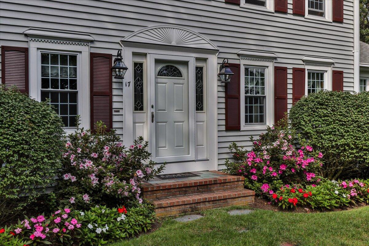 17 Bourne Hay Road Sandwich, MA 02563 - Photo 2 of 34 04-17Bou-104