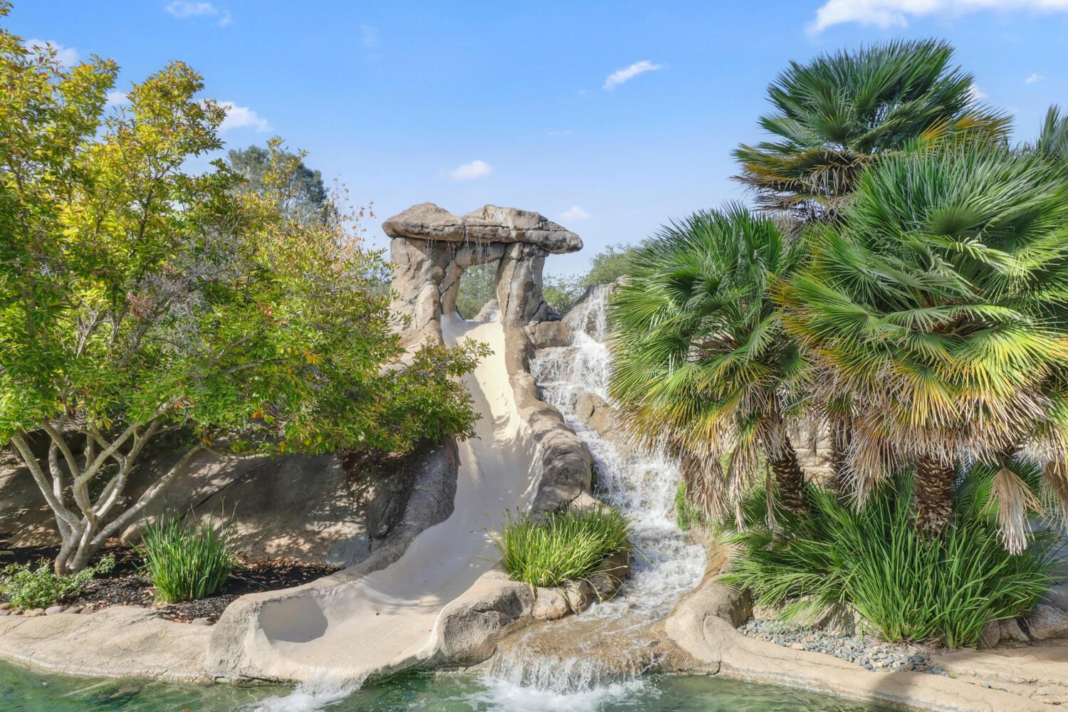 5001 Auburn Folsom Road Loomis, CA 95650 - Photo 85 of 99 a view of a garden