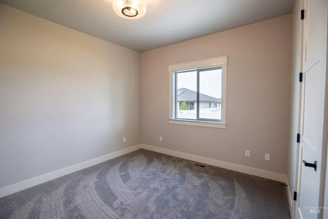 $899,900 | 132 East Heliotrope Drive, Meridian, ID 83642