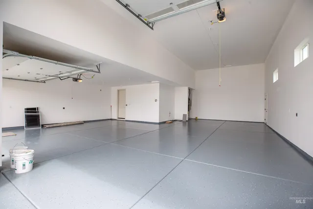 $899,900 | 132 East Heliotrope Drive, Meridian, ID 83642