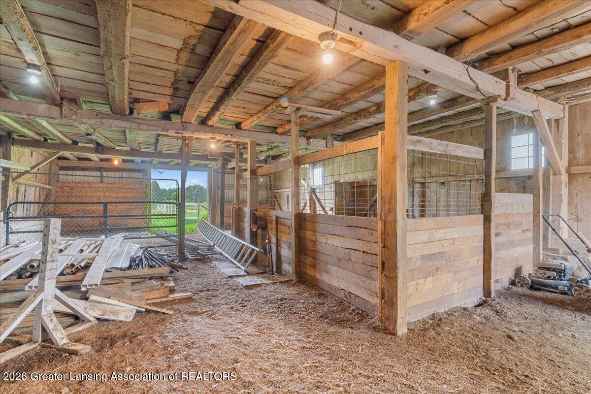 2061 North Williamston Road Williamston, MI 48895 - Photo 72 of 100 040-Media Jett -38