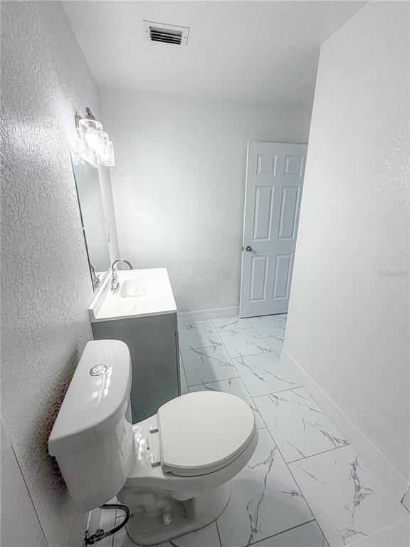 2104 Southwest 38th Avenue Ocala, FL 34474 - Photo 12 of 27