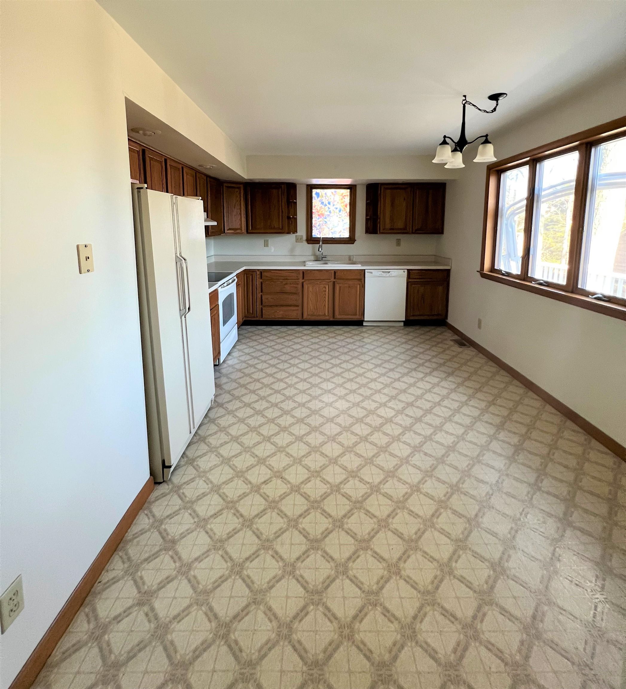 433 Delview Road Cape May Beach, NJ 08251 - Photo 5 of 23 Gallery Image 5