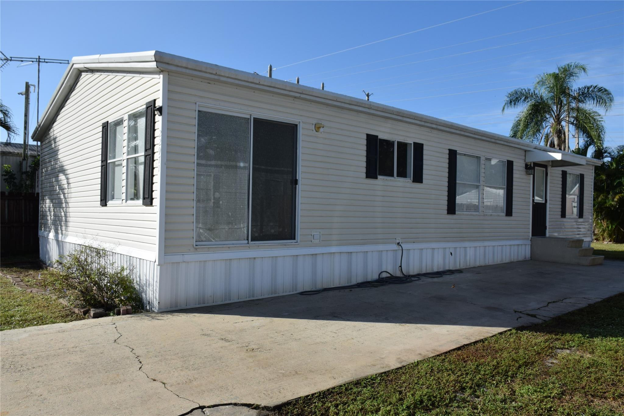 22971 Tradewind Road Boca Raton, FL 33428 - Photo 3 of 13 Photo 3