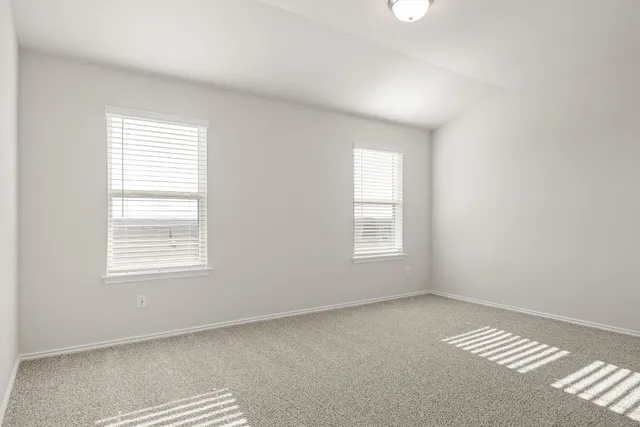 $2,000 | 12811 Village Spun Plaza, Buda, TX 78610