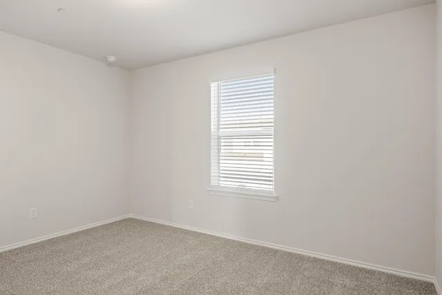 $2,000 | 12811 Village Spun Plaza, Buda, TX 78610