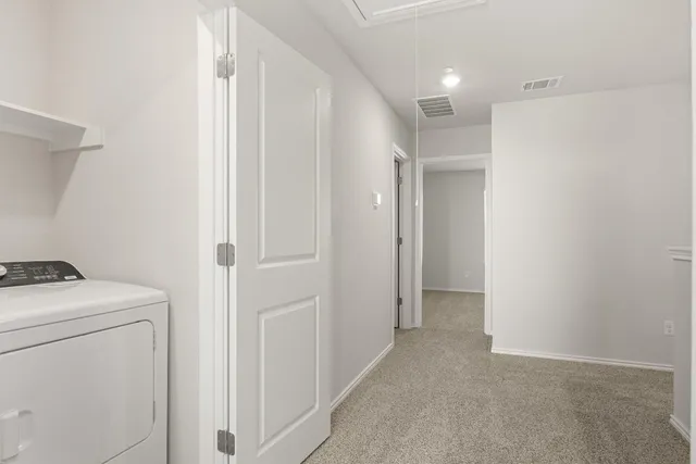 $2,000 | 12811 Village Spun Plaza, Buda, TX 78610